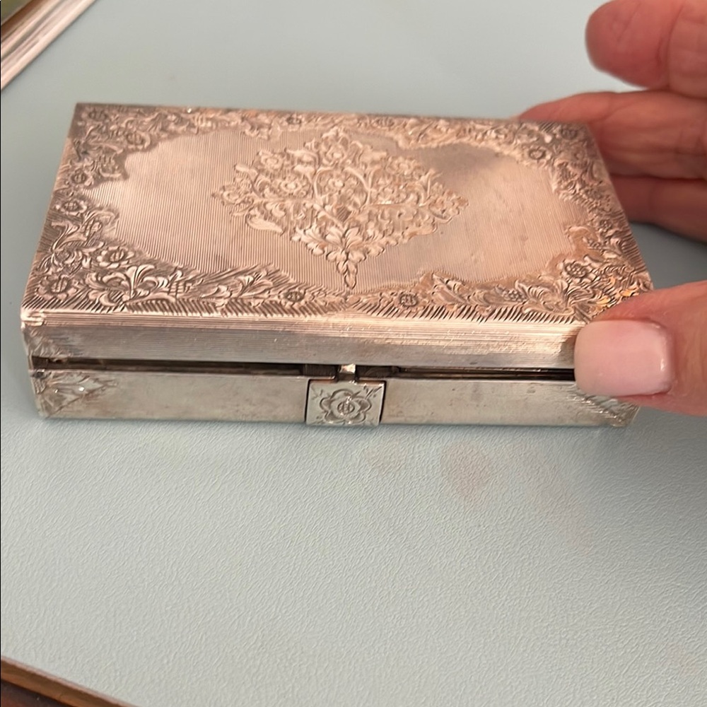 Roma Solid Sterling Silver Compact Case With Orna… - image 1